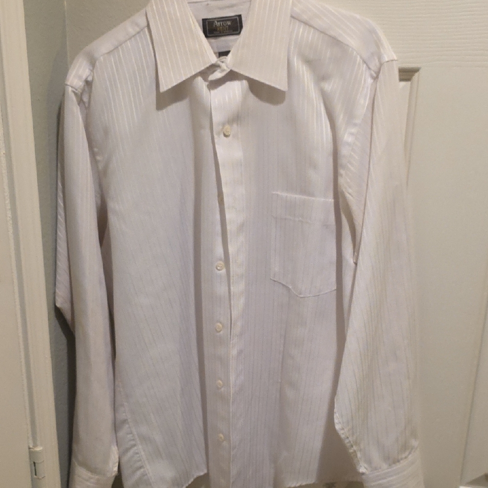 Arrow Men's Elegant Ivory Dress Shirt